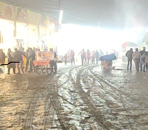 फर्रुखाबाद में बेमौसम बारिश : मेले में कल्पवासियों की बढ़ी मुसीबत