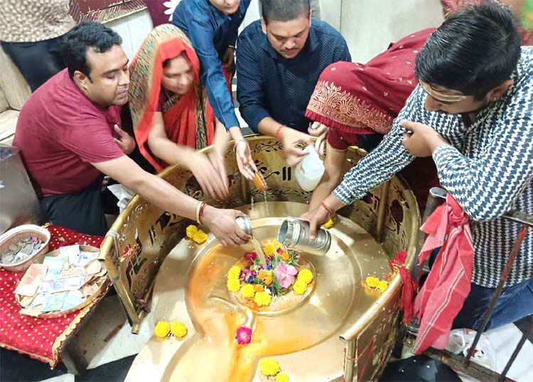 श्रावण के आखिरी सोमवार शिवालयों में गूंजा हर-हर महादेव