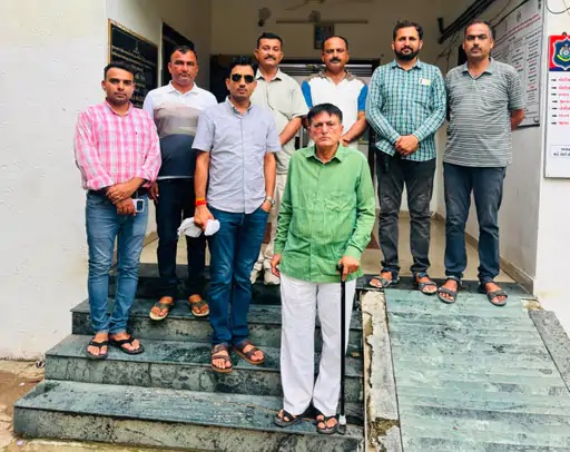 गुजरात से गिरफ्तार 67 हजार का इनामी हवाला कारोबारी, ड्रग तस्करों की रकम करता था ट्रांसफर