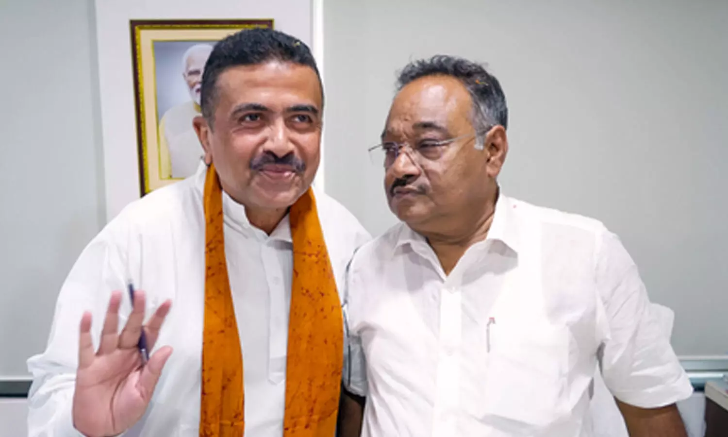 भ्रष्टाचार पर 'जीरो टॉलरेंस', सत्ता परिवर्तन के बाद बंगाल भाजपा का बड़ा एक्शन; 200 से अधिक नेताओं-कार्यकर्ताओं पर कार्रवाई