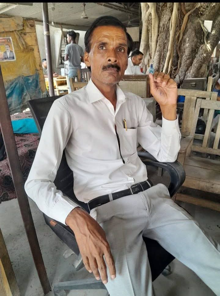राजघाट हादसे में गई दो अधिवक्ताओं की जान, घाट की निर्माण संरचना पर उठे सवाल, डीएम ने जांच के दिए निर्देश