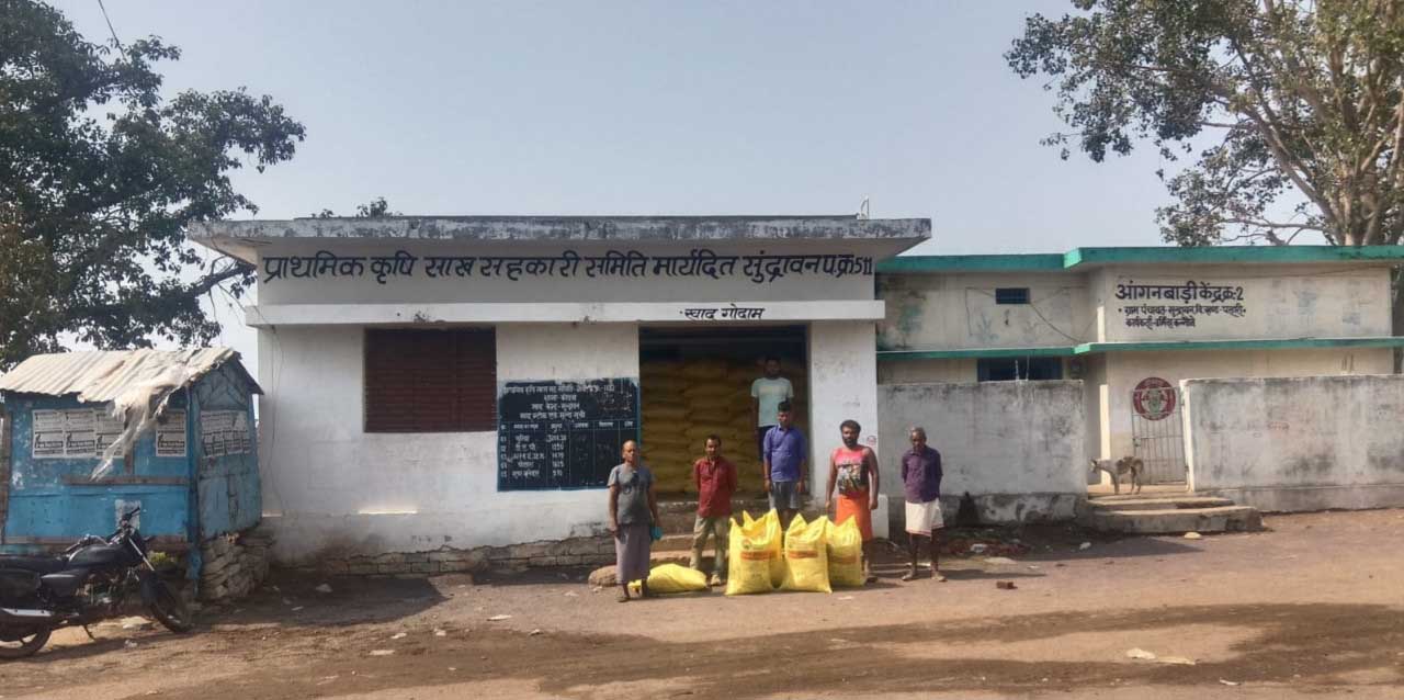 बलौदाबाजार के 39 नवीन सहकारी समितियों को मिला पीओएस मशीन,खाद वितरण शुरू