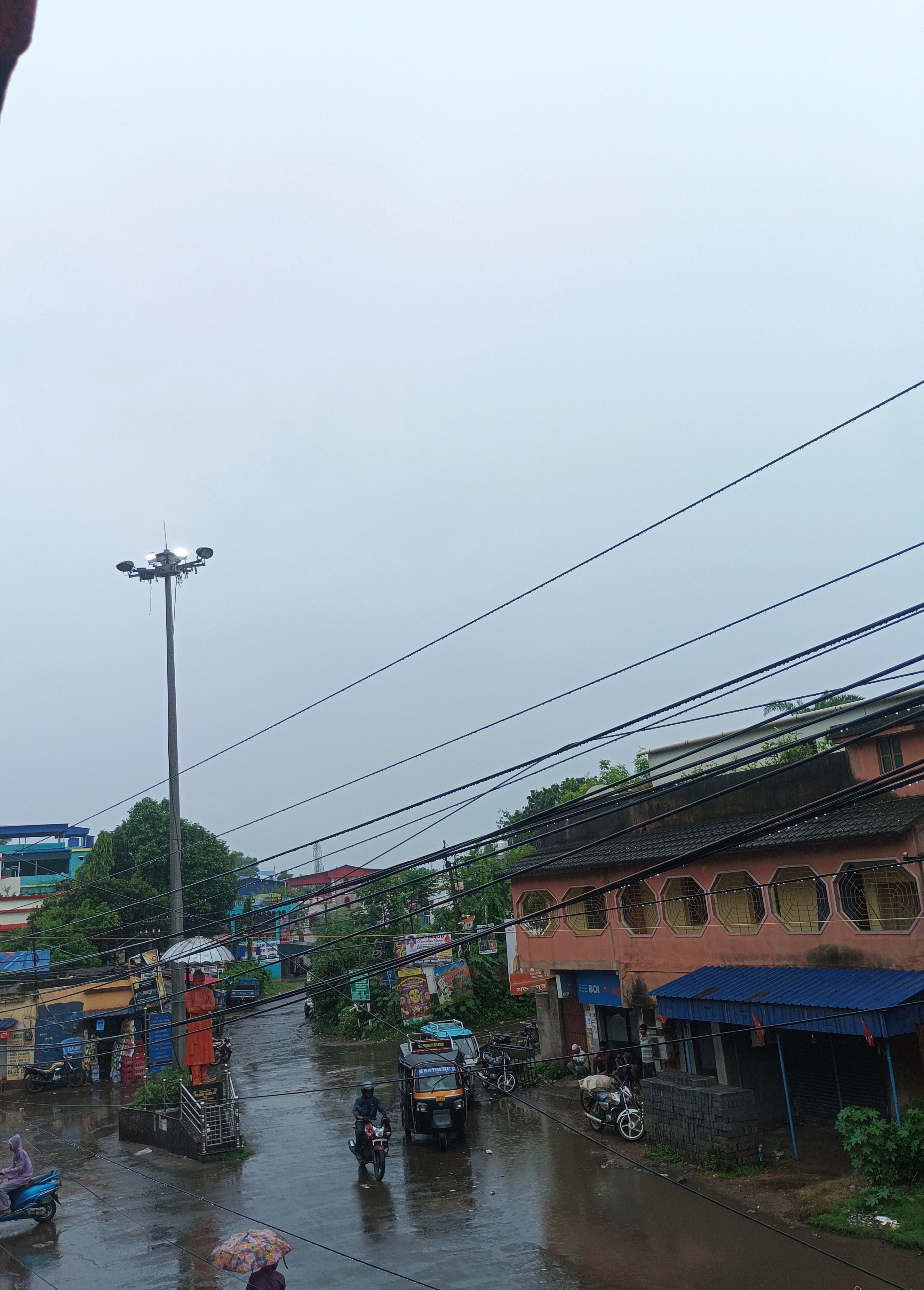 बंगाल में मानसून फिर सक्रिय, उत्तर बंगाल में भारी बारिश की चेतावनी; दक्षिण में भी वर्षा के आसार