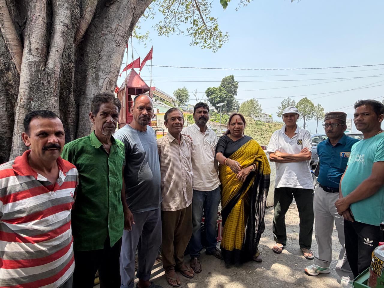 अरुणा कुमार ने किया क्षेत्र दौरा, बस सुविधा और EVM समेत कई मुद्दे उठाए