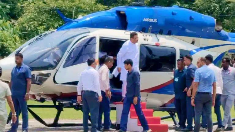 सबंग पहुंचे शुभेंदु अधिकारी, बीडीओ कार्यालय में प्रशासनिक समीक्षा बैठक