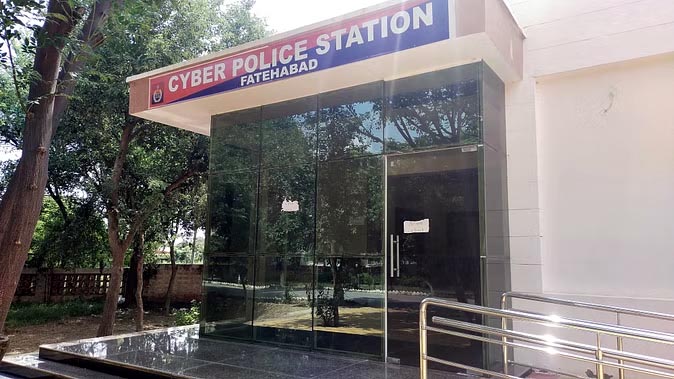 विदेश में नौकरी का सपना दिखाकर ठगी का आरोप, फतेहाबाद पुलिस ने महिला आरोपी को दिल्ली से किया गिरफ्तार