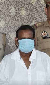 वाराणसी पुलिस का बड़ा एक्शन! महिला पर दबाव बनाने के गंभीर आरोप में सपा पार्षद गिरफ्तार
