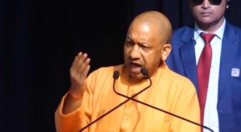 '25 करोड़ जनता के हितों से खिलवाड़ कर रहा विपक्ष', सदन में बोले सीएम योगी