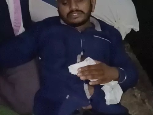 शिक्षक भर्ती में पद बढ़ाने की मांग, भोपाल में अभ्यर्थियों का धरना; एक की तबीयत बिगड़ी