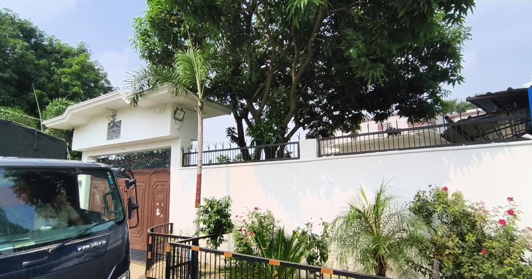 आय से अधिक संपत्ति मामले में EOU की बड़ी कार्रवाई, अजीत अमर के पैतृक घर पर छापा