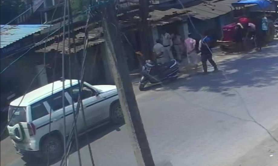 रायगढ़ में गुरुजी के घर छापा, अवैध डीजल-पेट्रोल और कबाड़ का भंडाफोड़
