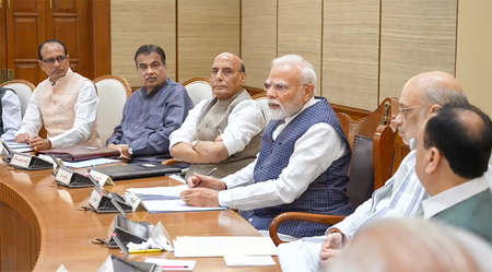 पेपर लीक पर सख्त कदम का स्वागत, केंद्रीय मंत्री ने पीएम मोदी के फैसले को बताया ऐतिहासिक