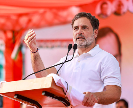सोना-पेट्रोल वाले बयान पर राहुल गांधी का तंज, कहा- सरकार अपनी जवाबदेही से बच नहीं सकती