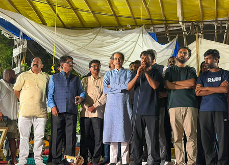 हिंदुत्व से लेकर युवाओं तक, वापसी की राह तलाश रही शिवसेना (यूबीटी)