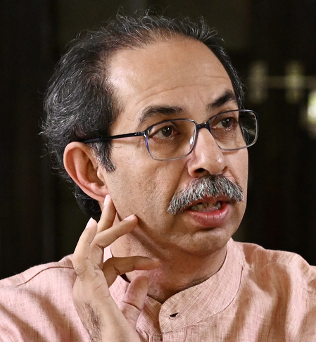 शिवसेना (यूबीटी) बोली- धर्मेंद्र प्रधान का इस्तीफा अंत नहीं, आंदोलन अभी जारी है