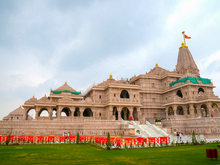 श्रीराम मंदिर चढ़ावा केस: एसआईटी से दो सप्ताह में स्टेटस रिपोर्ट मांगी सुप्रीम कोर्ट ने