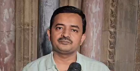 चलती महालक्ष्मी एक्सप्रेस में धुएं की सूचना, यात्रियों में दहशत; रेलकर्मियों ने संभाली स्थिति