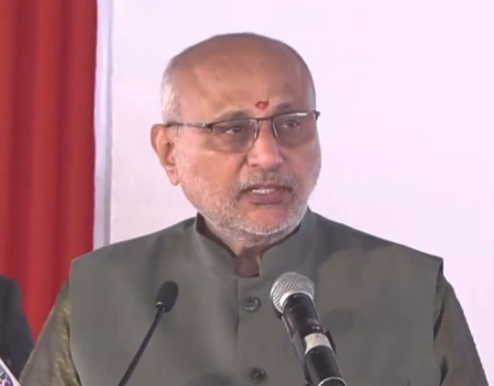 ‘हर घर तिरंगा’ रैली को सीपी राधाकृष्णन ने दिखाई हरी झंडी, बोले- ‘वंदे मातरम’ ने स्वतंत्रता आंदोलन को दी नई ऊर्जा