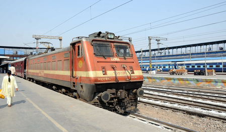 रेलवे में 3,993 पदों पर भर्ती, जूनियर इंजीनियर समेत इन पदों के लिए आवेदन शुरू