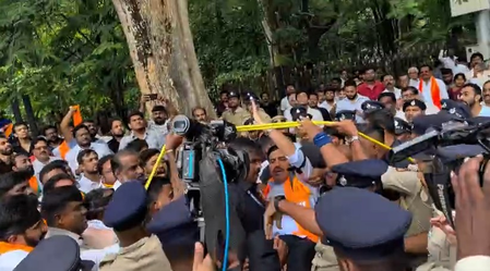 कर्नाटक में भाजपा का हल्लाबोल, विधान सौधा घेराव; कई हिरासत में