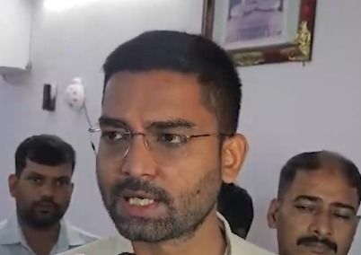 आरक्षण को लेकर विपक्ष पर दीपक प्रकाश का निशाना, जनता को गुमराह करने का आरोप