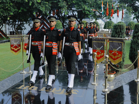 वीर सैनिकों के सम्मान में नई पहल, आजीवन रेल यात्रा की सुविधा देगी सरकार