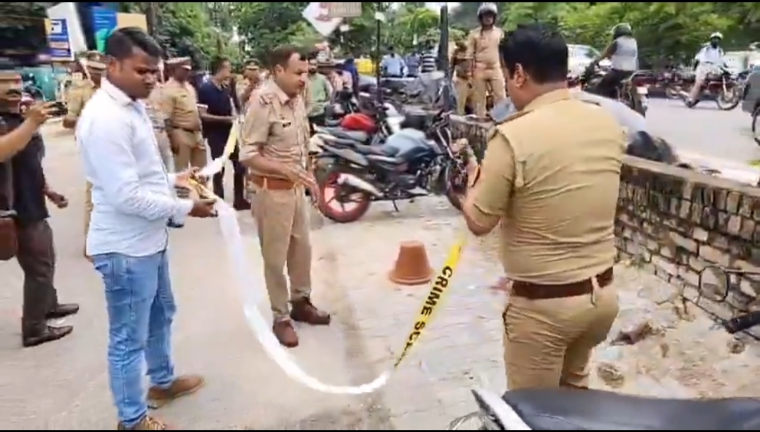 लखनऊ में बैंककर्मी महिला की हत्या, गोली मारकर उतारा मौत के घाट