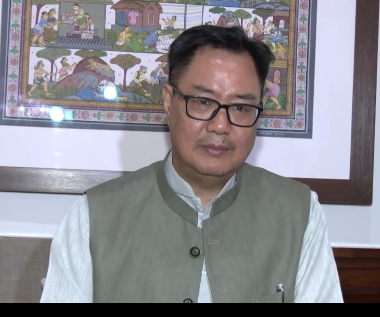 'पेपर लीक बिल' पर चर्चा टलने पर रिजिजू का विपक्ष पर निशाना