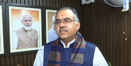 प्रधानमंत्री मोदी के हर दौरे से भारत में आता है अरबों रुपए का निवेश: तरुण चुघ